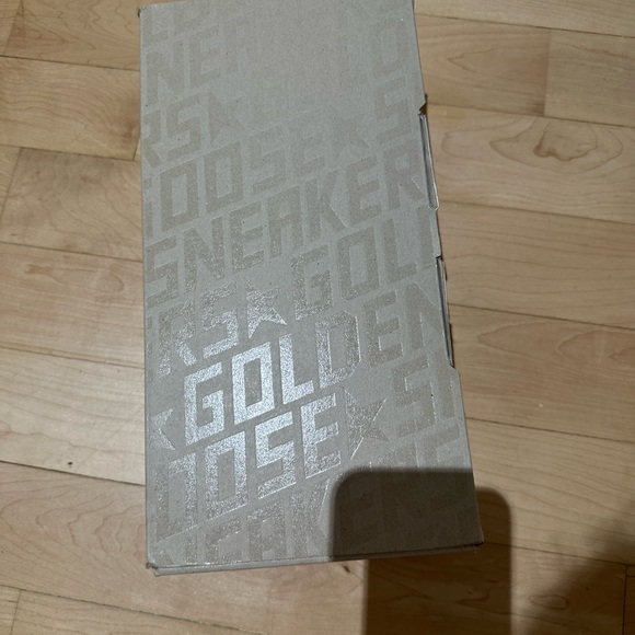 Golden Goose White and Gray Sneakers - Picture 9 of 9